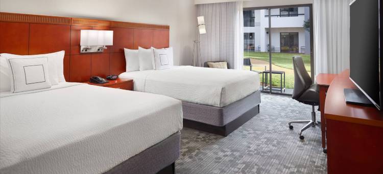 亚特兰大机场南/沙利文路万怡酒店(Courtyard Atlanta Airport South/Sullivan Road)图片