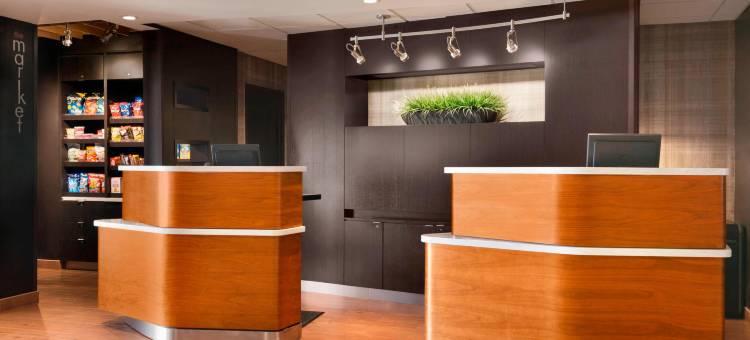 Courtyard Bloomington Normal图片