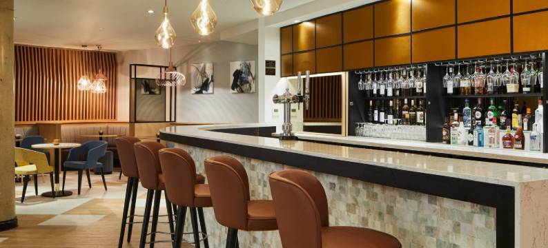 牛津市中心万怡酒店(Courtyard Oxford City Centre)图片