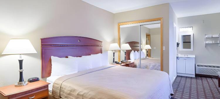 北安普敦品质酒店及套房-阿默斯特(Quality Inn & Suites Northampton - Amherst)图片