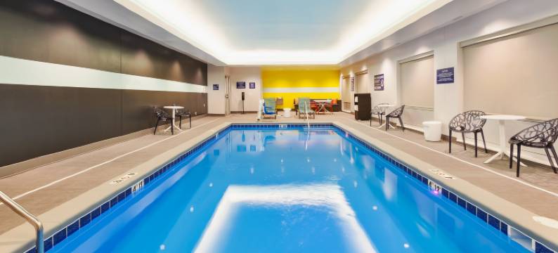 卡姆斯托克帕尔克大急流城希尔顿Tru酒店(Tru by Hilton Comstock Park Grand Rapids)图片