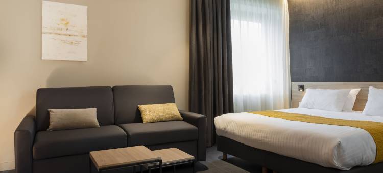 库尔布瓦勒地方士 37 号旅馆(Aparthotel 37 Lodge Courbevoie Paris La Défense)图片