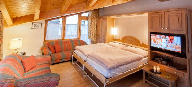 策马特帕拉迪斯公寓酒店(Appartements Zermatt Paradies)图片