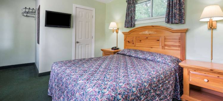 骑士酒店-布雷斯桥(Knights Inn Bracebridge)图片