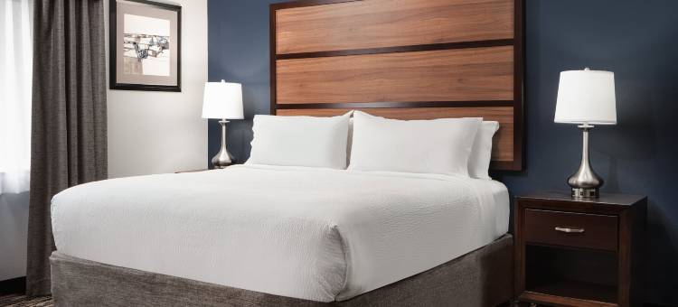 西雅图加纳奥本酒店(Garner Hotel AUBURN - SEATTLE by IHG)图片