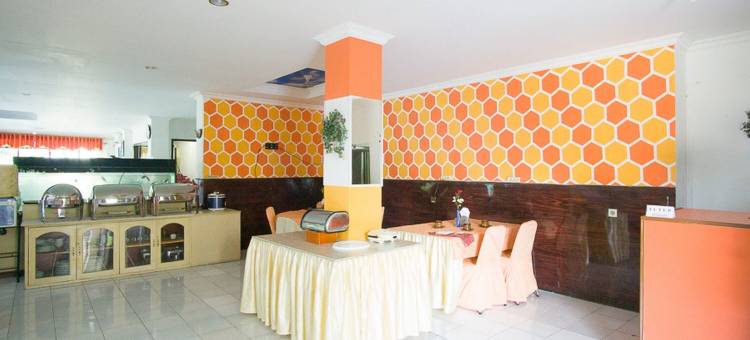 红多兹Plus酒店-近比通港(RedDoorz Plus Near Pelabuhan Bitung)图片