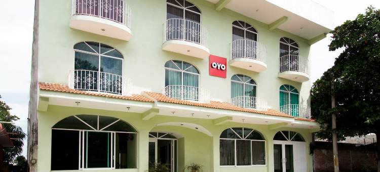 OYO Hotel Estacion，José Cardel，中央革命公园酒店(OYO Hotel Estacion,José Cardel,Parque Central Revolución)图片