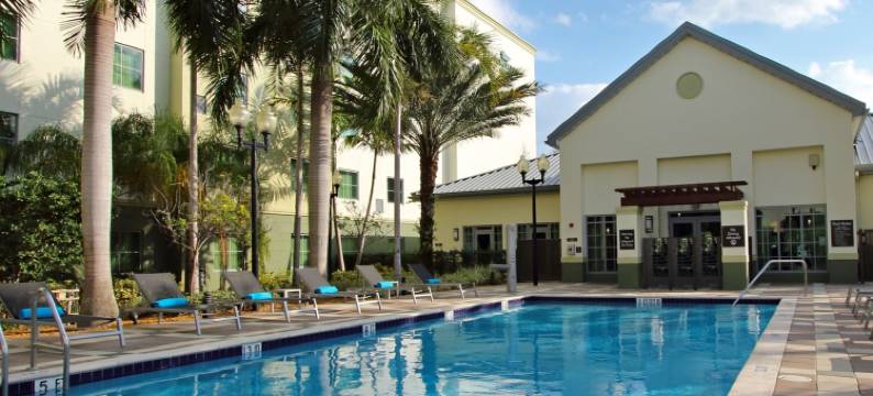 劳德代尔堡机场邮轮码头Homewood Suites by Hilton(Homewood Suites by Hilton Ft. Lauderdale Airport and Cruise Port)图片