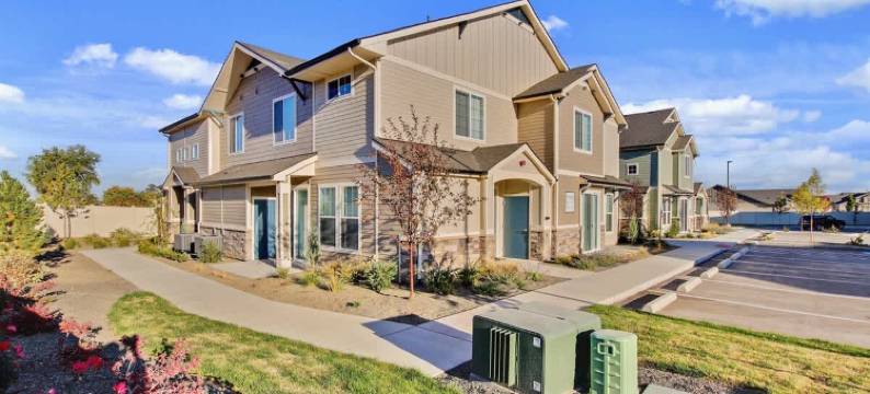 Charming Townhome with Beautiful Furnishings - Trendy Escape图片