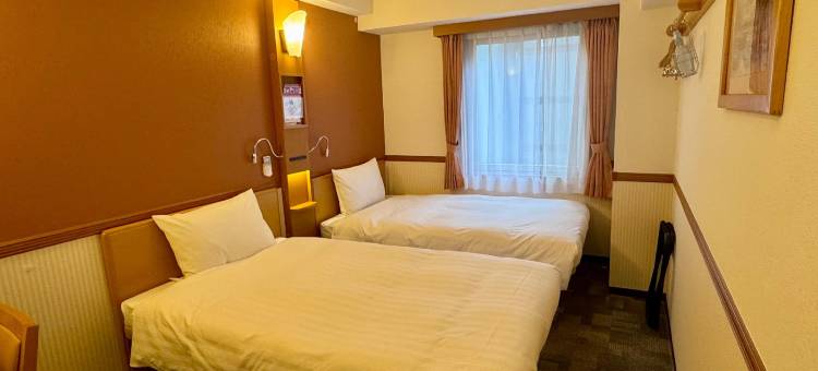东横INN-新横滨站前本馆(Toyoko Inn Shin-yokohama Ekimae Honkan)图片