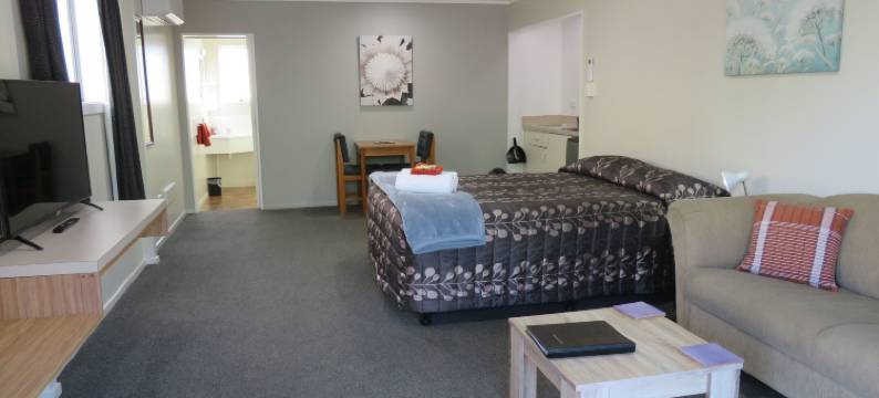 科莫多尔庭院汽车旅馆(Commodore Court Motel)图片