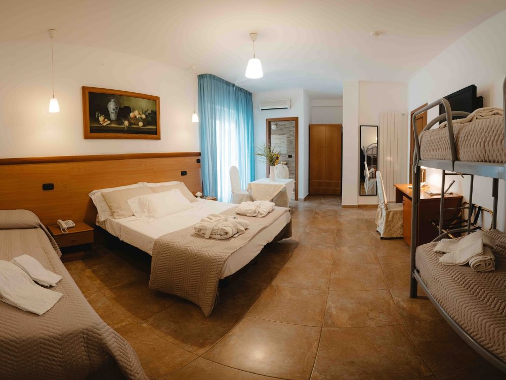 Accord le RoseOver view