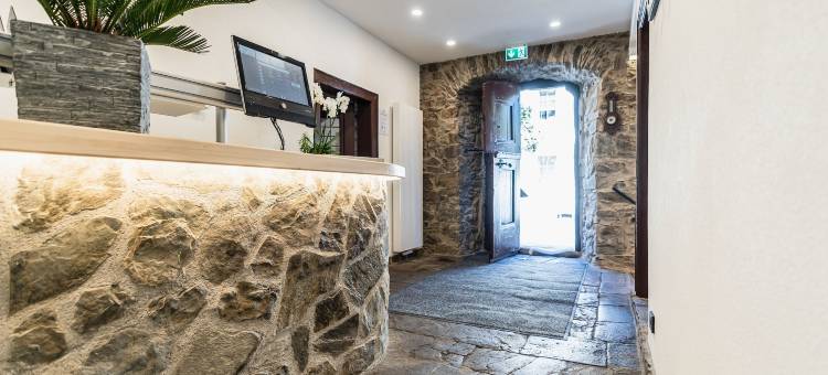 格瑞紮城堡乡村饭店(Landgasthof Zur Burg Grenzau)图片
