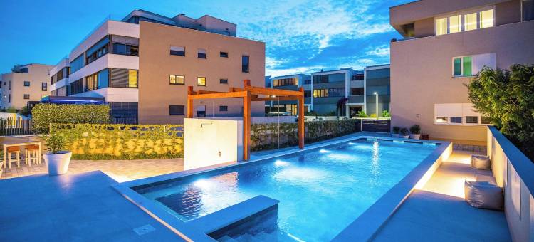 伊卡精品豪华公寓(IKA Boutique Luxury Apartments)图片