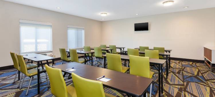 智选假日套房酒店三河城(Holiday Inn Express & Suites Three Rivers)图片