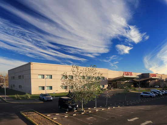 吉内若罗卡德尔里奥娱乐场酒店