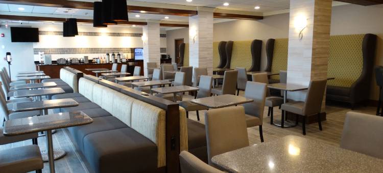 路易斯维尔科顿伍德机场&会展酒店(Cottonwood Airport & Expo Hotel Louisville)图片
