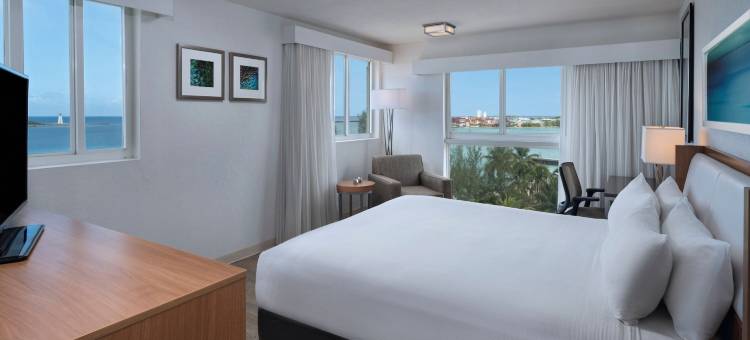 拿骚市中心／贾卡努海滩万怡酒店(Courtyard Nassau Downtown/Junkanoo Beach)图片