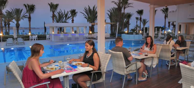 奥克亚诺斯海滩精品酒店(Okeanos Beach Boutique Hotel)图片