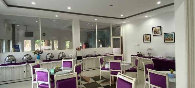 Julia Hotel Bandengan Jepara图片