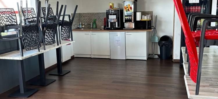 巴黎瓦朗斯酒店(Hotel Paris Valence)图片