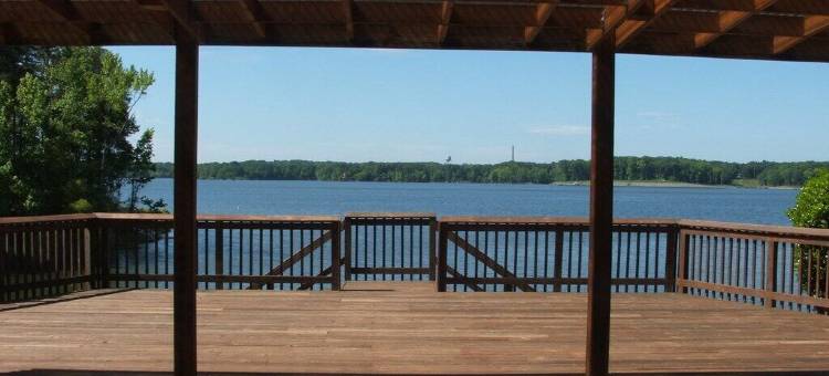 南波士顿 - 丹维尔东凯隆波因特酒店(Clarion Pointe South Boston - Danville East)图片