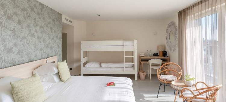 赫利俄斯酒店(Beach Hotel Helios by CW Hotel Collection)图片