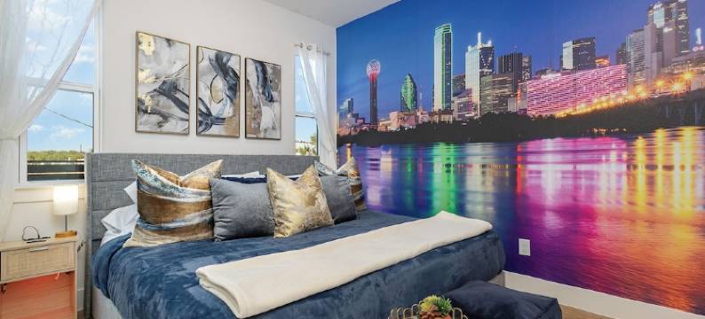 Modern 3 Bed 3 Bath Home with Rooftop Patio Minutes from Downtown & Deep Ellum图片