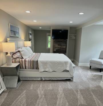 Charming Cape Cod House Minutes From Paw Paw Lake, Wineries, and Wedding Venues