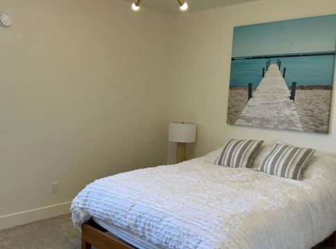 Quail Peak Suite , Provincial Registration # H140390912Hotel Overview