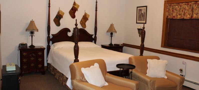 玛丽亚克里克赛德住宿加早餐旅馆(Maria's Creekside B&B)图片