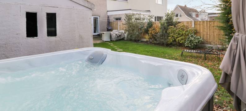 山顶(Hilltops)图片