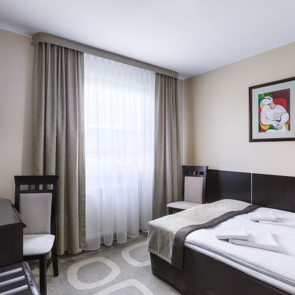 Picaro Żarska Wieś Południe 酒店(Hotel Picaro Żarska Wieś Południe)图片