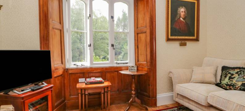 丹尼斯庭园(Danes Court)图片