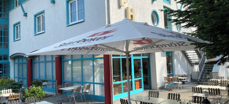 巴特波美拉尼亚古特酒店(Gut-Hotel Pommernhotel Barth)图片