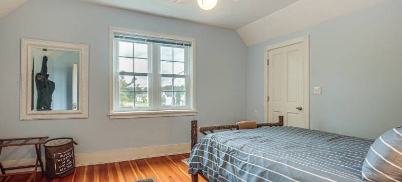 距离波基斯17英里的度假屋，步行可至海滩和主街(17 Mi to Porkies: Getaway Steps to Beach & Main St)图片