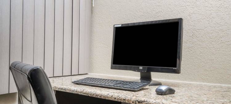 莱克湖温德姆速8酒店(Super 8 by Wyndham Rice Lake)图片