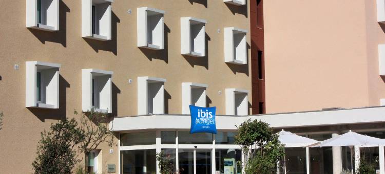 宜必思勒普赞罗纳河谷酒店(Ibis Loriol le Pouzin)图片