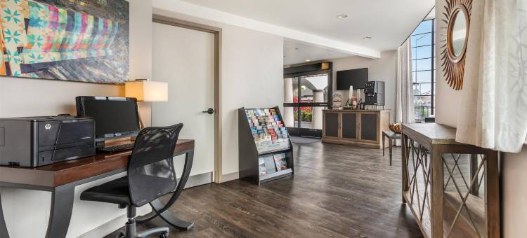 玫瑰花园贝斯特韦斯特酒店(Best Western Rose Garden Inn)图片