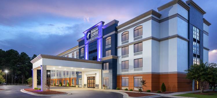 十字溪客栈及套房(Holiday Inn Express FAYETTEVILLE - FORT BRAGG by IHG)图片