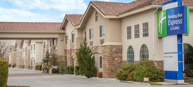 智选假日套房酒店毕晓普(Holiday Inn Express & Suites BISHOP by IHG)图片