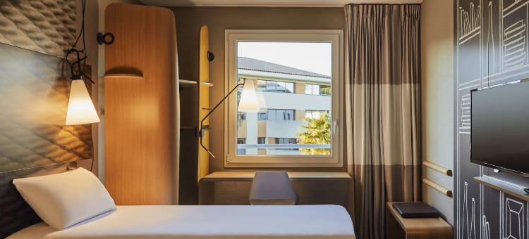 宜必思拉西约塔酒店(Ibis la Ciotat)图片