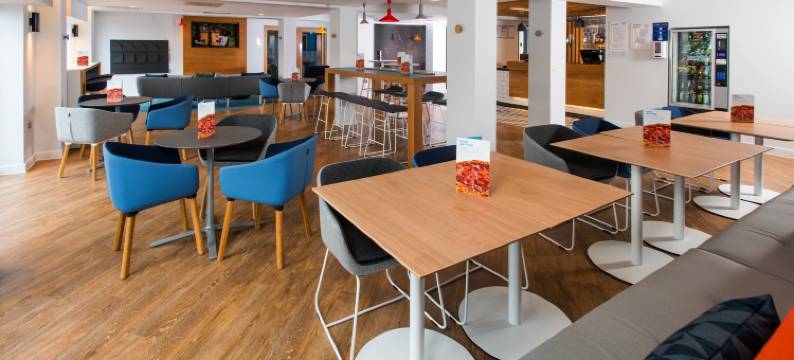 Holiday Inn Express 加的夫湾(Holiday Inn Express CARDIFF BAY by IHG)图片