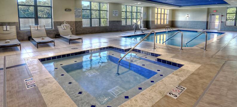 Holiday Inn & Suites 图珀洛(Holiday Inn & Suites TUPELO NORTH by IHG)图片