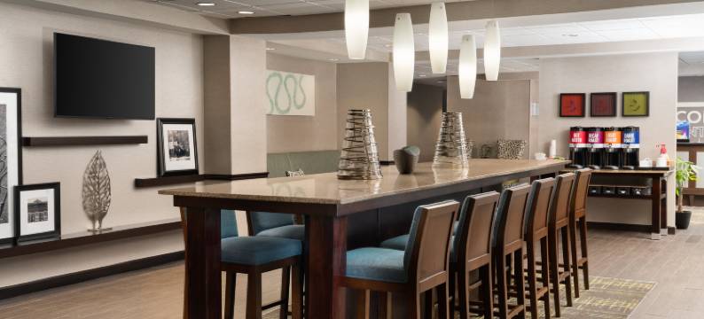 希尔顿欢朋酒店-费尔蒙特(Hampton Inn Fairmont)图片