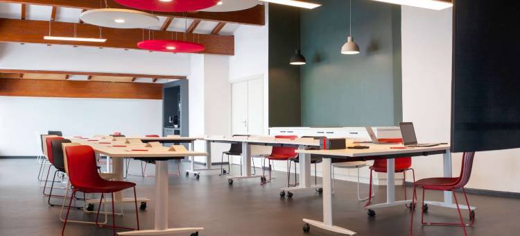 宜必思蓬塔利耶酒店(Ibis Pontarlier)图片