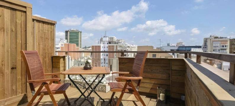塔拉戈纳中心乌比斯住宿加早餐旅馆(B&B Hotel Tarragona Centro Urbis)图片