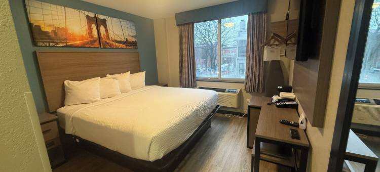布鲁克林公园戴斯酒店(Days Inn by Wyndham Brooklyn Borough Park)图片