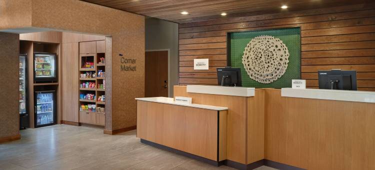 洛克斯特格罗夫I-75南万枫酒店及套房(Fairfield Inn & Suites Locust Grove I-75 South)图片
