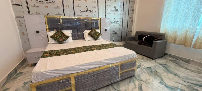 金色珍珠宫殿(The Golden Nacre Palace)图片